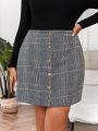 SHEIN Essnce Plus Plaid Print Button Front Skirt