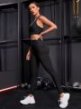 Yoga Basic 2pcs Textured Gym Set Athletic Wear Set Bra & Leggings With Phone Pocket