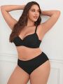 Plus Solid Underwire Lingerie Set