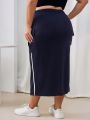 SHEIN Essnce Plus Size Side Striped Flip Pocket Skirt