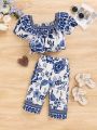 SHEIN Baby Girl Retro Blue Flower Pattern Off Shoulder Short Sleeve Top And Pants Suit