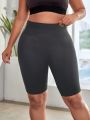 Plus Solid Wideband Waist Sports Shorts