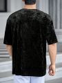 Manfinity Men's Velvet Knitted Casual T-Shirt