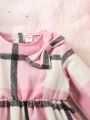 SHEIN Kids EVRYDAY Girls' Plaid Dress With Bow Decoration