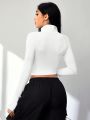 SHEIN Daily&Casual White Stand Collar Cropped Sweatshirt