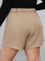 SHEIN Essnce Women's Plus Size Flap Pocket Shorts