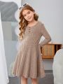 SHEIN Girls' Knitted Solid Color Casual Dress With Round Neck And Slim Fit