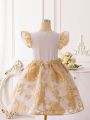 SHEIN Kids Cooltwn Tween Girls' Dreamy Princess Style Embroidered Round Neck Short Flare Sleeve Dress