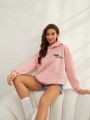 Women's Simple Pink Front Pocket 100% Polyester Hooded Sweatshirt