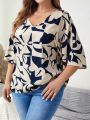 EMERY ROSE Plus Size Abstract Printed V-neck Half Sleeve Shirt