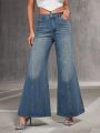 SHEIN Privé Washed Flared Jeans