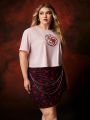 Game of Thrones X SHEIN Plus Round Neck Short Sleeve T-Shirt And Geometric Printed Skirt Set