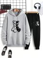 Men Bear Print Drawstring Hoodie & Sweatpants