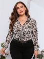 SHEIN Clasi Plus Allover Print Ruched Tee