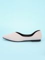 Women's Pointed Toe Fashionable And Comfortable Plus-size Slip-on Flat Shoes