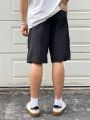 Manfinity Hypemode Men's Loose-Fit Shorts With Contrast Color Edge