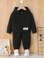 SHEIN Baby Boy Letter Patched Kangaroo Pocket Hoodie & Sweatpants