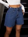 Women's Straight-Leg Denim Shorts With Slanted Pockets