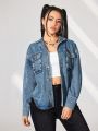 Women'S Denim Shirt With Two Chest Pockets