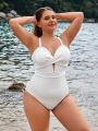 SHEIN Swim Basics Plus Size Cross Hollow Out Detail One Piece Swimsuit