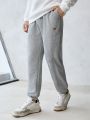 Manfinity Sporsity Men Patched Detail Drawstring Waist Sweatpants