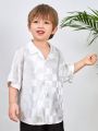 SHEIN Kids Cooltwn Boys' Casual Loose Short Sleeve Checkered Shirt With Mandarin Collar
