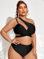 SHEIN Swim BAE Plus Size Cross Wrap Solid Color Bikini Swimwear Set