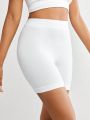 SHEIN Leisure Ladies' Seamless Solid Color Safety Shorts