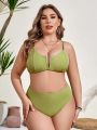 SHEIN Swim Basics Plus Size Solid Color Two-Piece Swimsuit Set