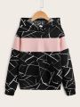 SHEIN Kids EVRYDAY Girls Geo Graphic Drop Shoulder Hoodie