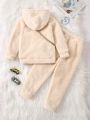 SHEIN Kids EVRYDAY Little Girls' Letter Embroidery Fleece Hooded Sweatshirt And Pants With Bag Set