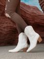 Styleloop FashionVintage Stitch Detail White Chunky Heel BootsWestern Boots