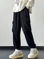 Men Flap Pocket Side Drawstring Waist Cargo Pants