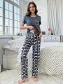 Checked Short Sleeve Women's Pajama Set