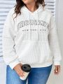 SHEIN Privé Plus Letter Graphic Kangaroo Pocket Drop Shoulder Drawstring Hoodie