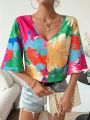 Women's Floral Printed V-Neck Blouse