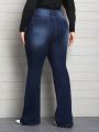 Women's Plus Size Button Closure Flared Denim Jeans With Slanted Pockets