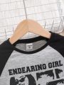 SHEIN Kids EVRYDAY Tween Girls' Knitted Printed Slogan Contrast Color Raglan Sleeve Round Neck Casual Fitted Cropped T-Shirt