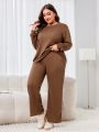 SHEIN Mulvari Plus Size Solid Color Top And Pants Set