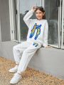 SHEIN Kids EVRYDAY Tween Girls' Knitted Loose Printed Hoodie With Characters And Matching Baggy Knit Jogger Pants Set