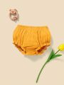 SHEIN Newborn Baby Ruffle Trim Shorts