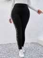 SHEIN LUNE Plus Size Women Valentine's Day Heart Pocket Tight-Fitting Leggings