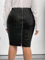 SHEIN Privé Plus Size Solid Color Back Zipper Skirt