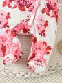 SHEIN Baby Girl 1pc White Cute Big Flower Print Long Sleeve Sleepwear Romper