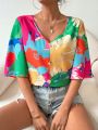 Women's Floral Printed V-Neck Blouse