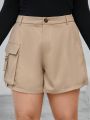 SHEIN Essnce Women's Plus Size Flap Pocket Shorts