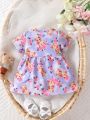 SHEIN Infant Baby Girls' Cute Cartoon Bear & Flower Print Short Sleeve Dress For Newborns