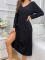 Women's V-neck black lace nightgown