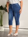 SHEIN LUNE Women's Plus Size Water Washed Skinny Buttoned 3/4 Length Jeans