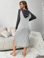 Women'S Hooded Contrasting Color House Dress With Raglan Sleeves